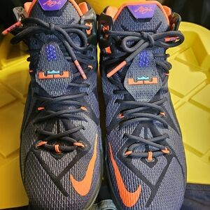 Nike LeBron Basketball Shoes - Navy & Orange